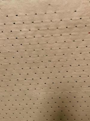 Surface lisse 1,2 mm d'épaisseur Papier Kraft perforé pour emballage